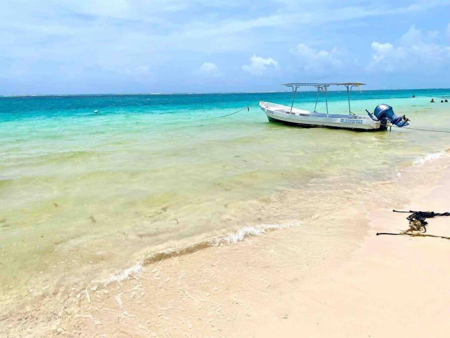 Lovely Cozy Apt W/Pool 2 Bedrooms. Great Location! Puerto Morelos Exteriör bild