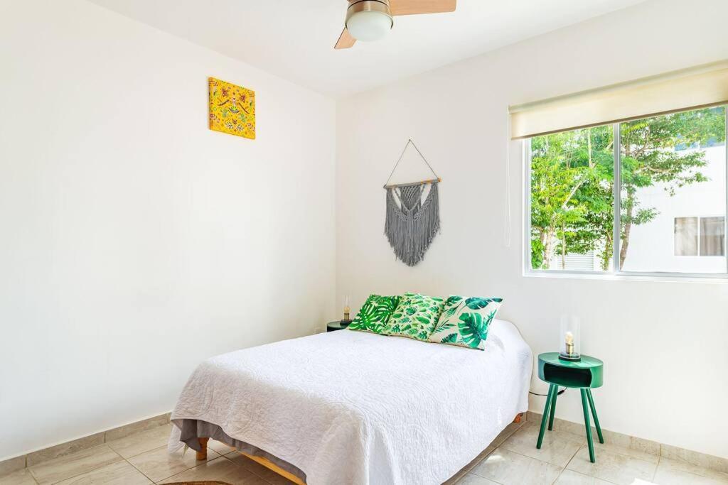 Lovely Cozy Apt W/Pool 2 Bedrooms. Great Location! Puerto Morelos Exteriör bild